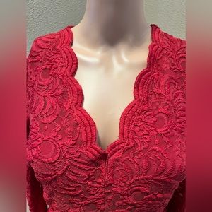 Bebe V-neck long sleeve